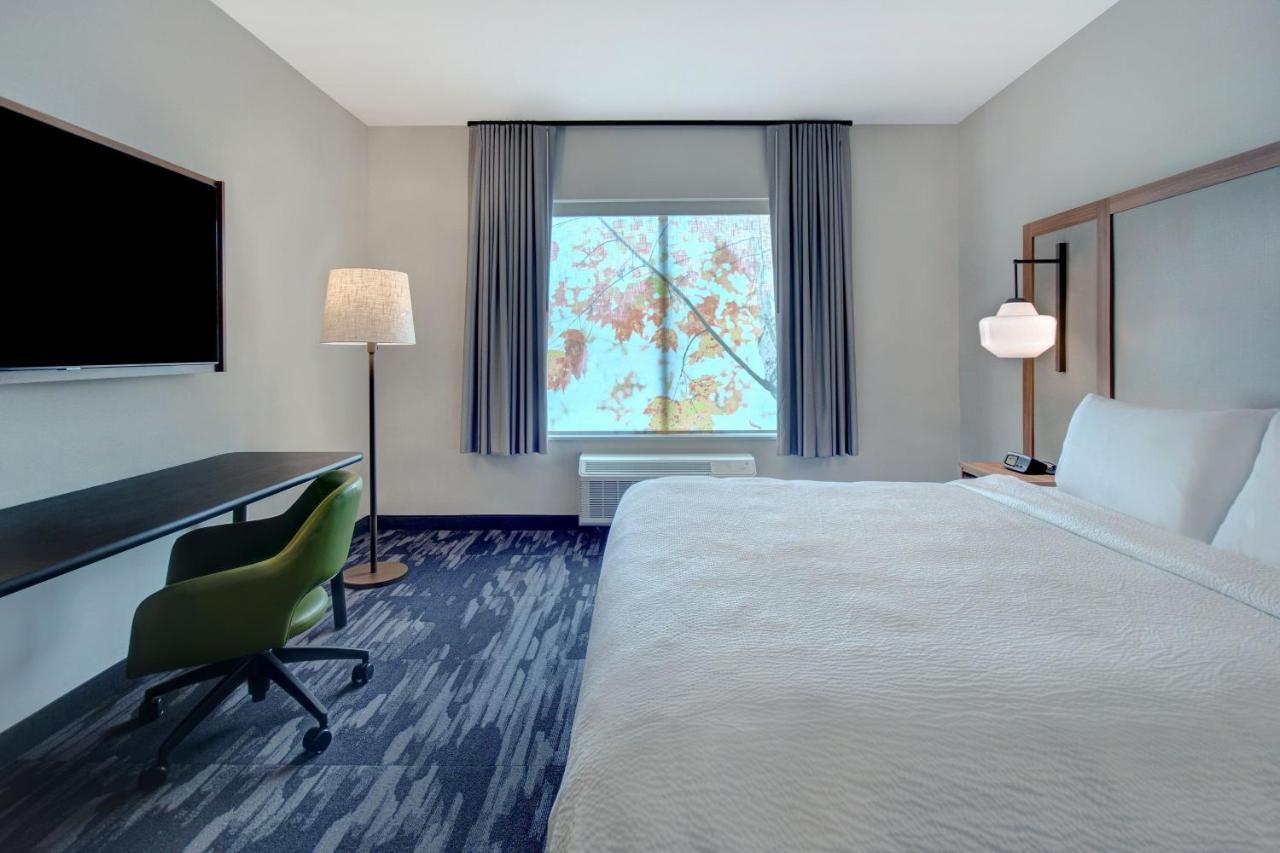 Fairfield By Marriott & Hotel 3*